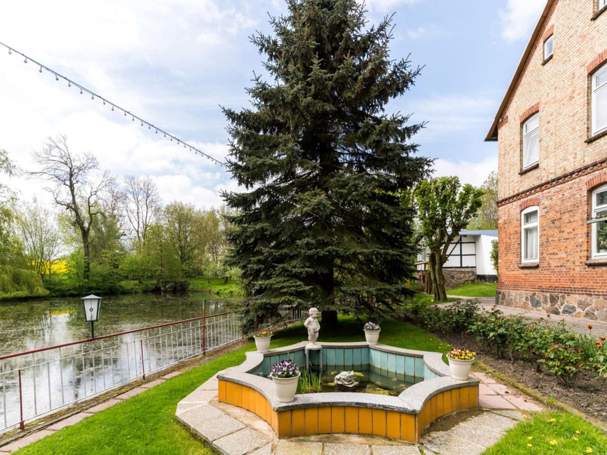 Lake View Apartment In Klein Pravtshagen With Garden Kültér fotó