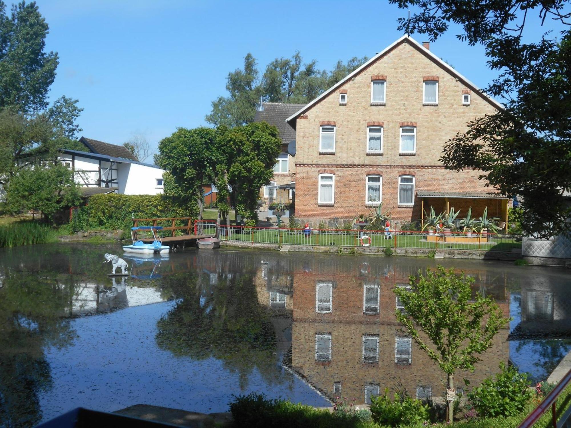 Lake View Apartment In Klein Pravtshagen With Garden Kültér fotó